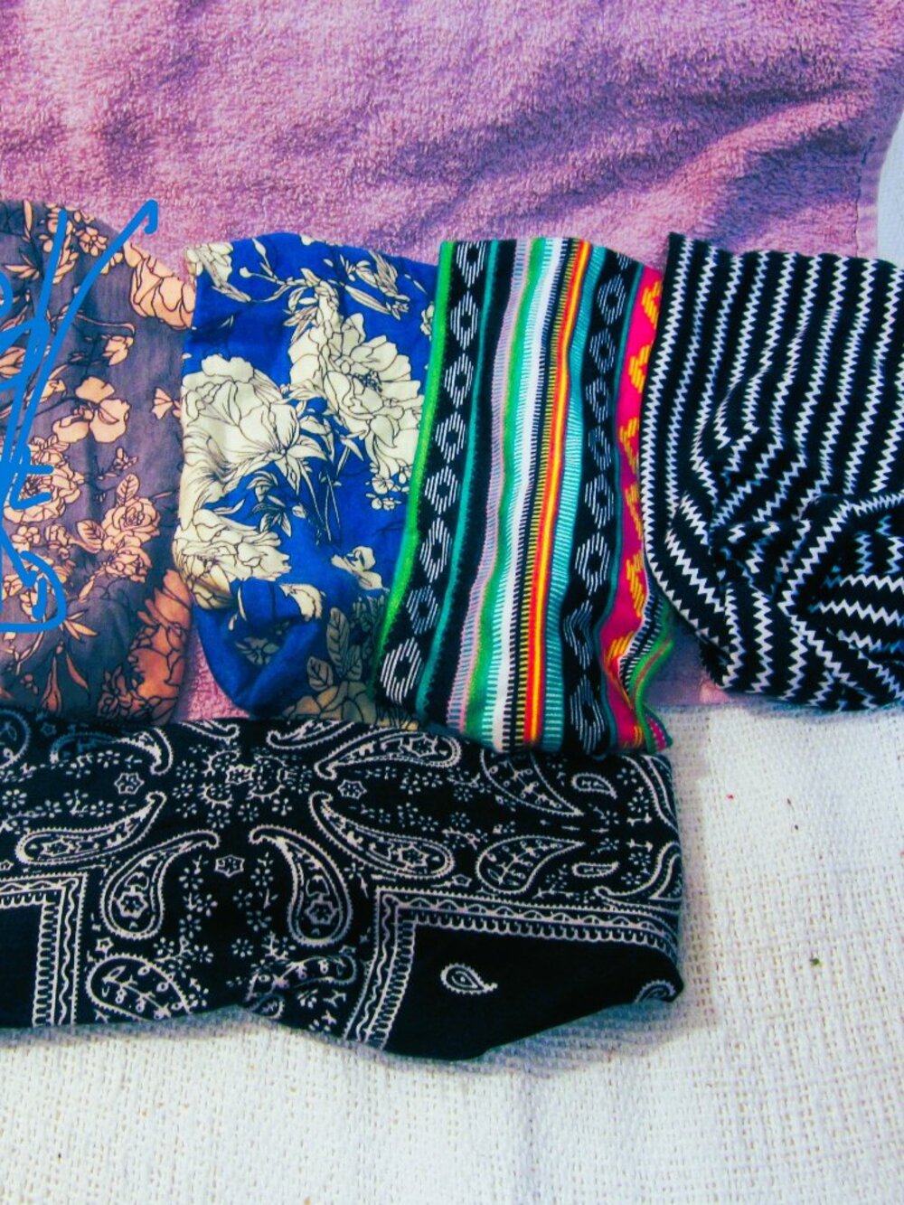 SET OF 4 SOFT CLOTH HEADBANDS, STRETCHY MATERIAL